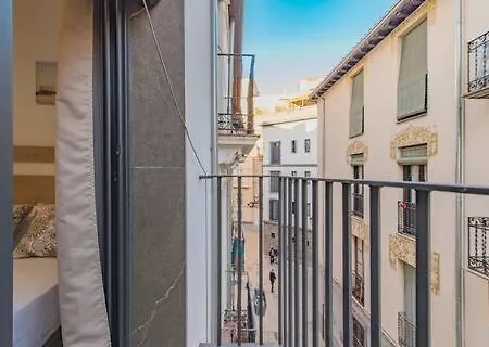 Apartamento Alojat Corazones I